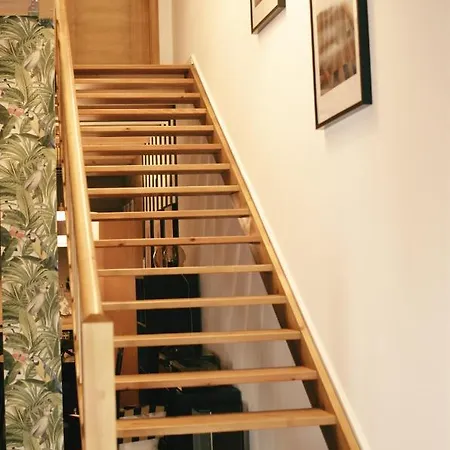 Largo Da Rainha, イン *