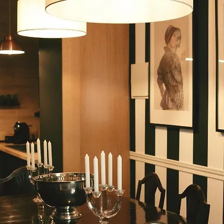 イン Largo Da Rainha,