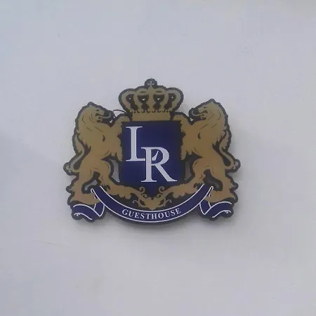 Herberg Largo Da Rainha,