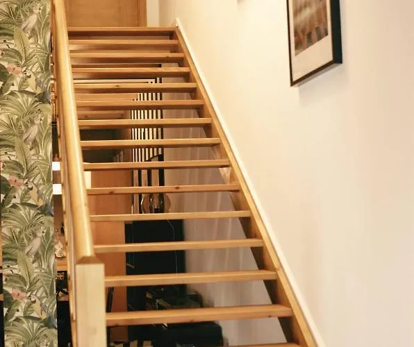 Largo Da Rainha, Mini-hôtel *