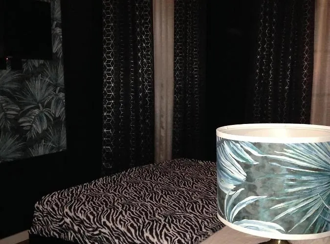 Largo Da Rainha, Mini-hôtel Merciana