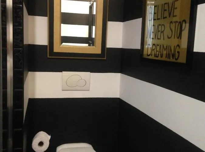 Largo Da Rainha, Mini-hôtel *