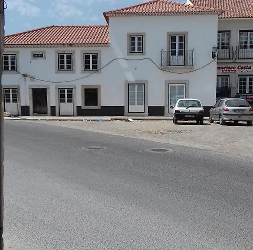 Mini-hôtel Largo Da Rainha, Merciana