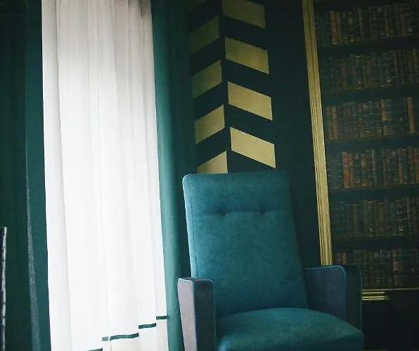 Largo Da Rainha, Mini-hôtel *